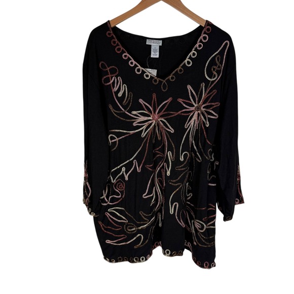 Maggie Barnes Catherines Black Embellished Floral V Neck Tunic Top 4X Plus - Picture 1 of 9